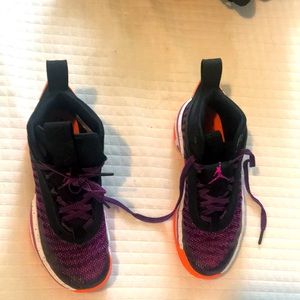 Cool Nike shoes, brand new